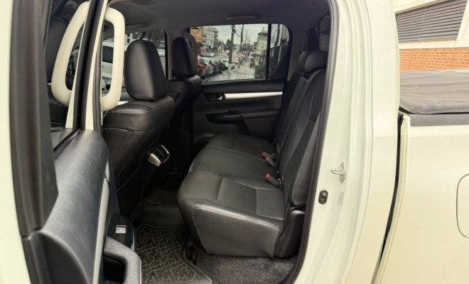 Toyota Hilux CD SRX 4x4 2.8 TDI 16V Diesel Aut. 2021 Diesel-7