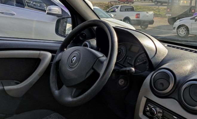 Renault SANDERO Expression Hi-Flex 1.6 8V 5p 2010 Flex-5