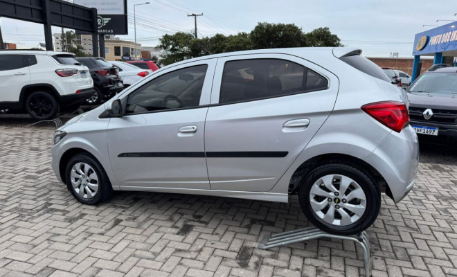 GM - Chevrolet ONIX HATCH LT 1.0 8V FlexPower 5p Mec. 2018 Flex-16