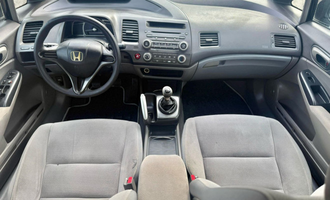 Honda Civic Sedan LXS 1.8/1.8 Flex 16V Mec. 4p 2007 Flex-6