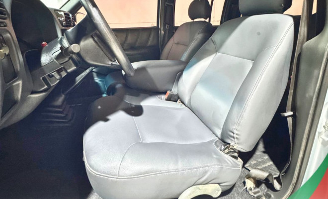 GM - Chevrolet S10 P-Up Colina 2.8 TDI 4x2/4x4 CD Dies. 2007 Diesel-6