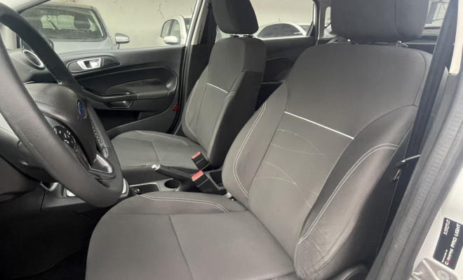 New Fiesta 1.6 16V Aut. 2016 ÚNICO DONO-9