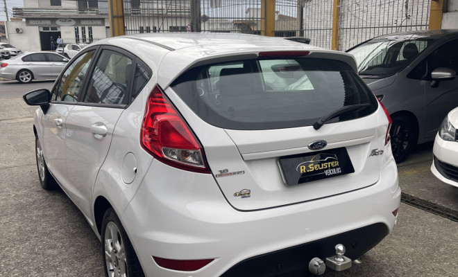 New Fiesta 1.6 16V Aut. 2016 ÚNICO DONO-3