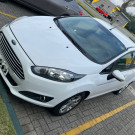 New Fiesta 1.6 16V Aut. 2016 ÚNICO DONO-2