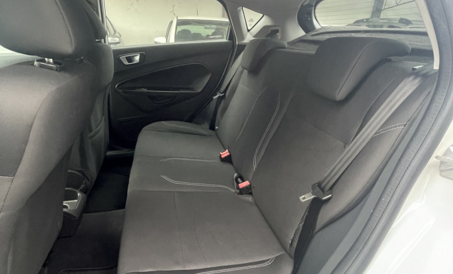 New Fiesta 1.6 16V Aut. 2016 ÚNICO DONO-10