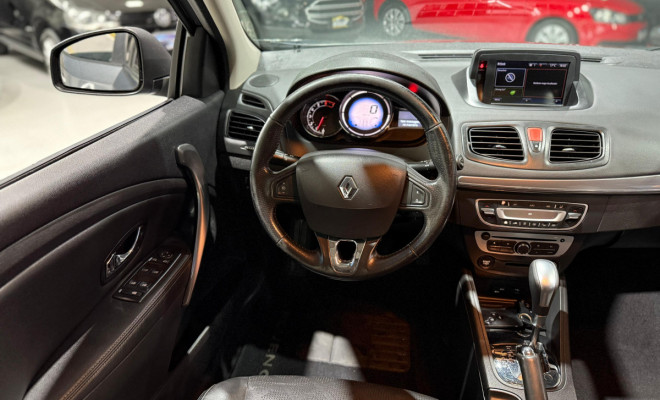 Renault FLUENCE Sed. Dyn. Plus 2.0 16V FLEX Aut. 2016 Flex-4
