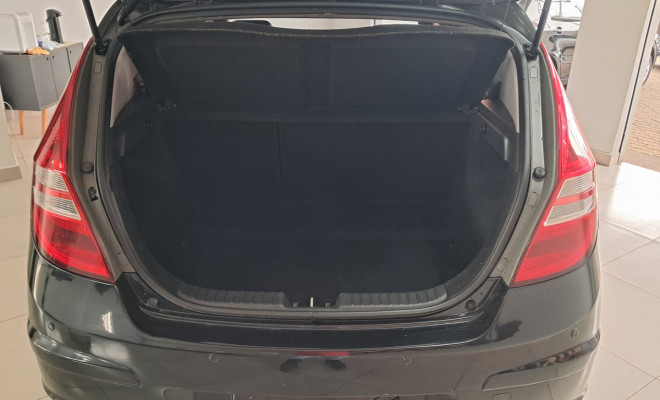 Hyundai i30 2.0 16V 145cv 5p Aut. 2010 Gasolina-12