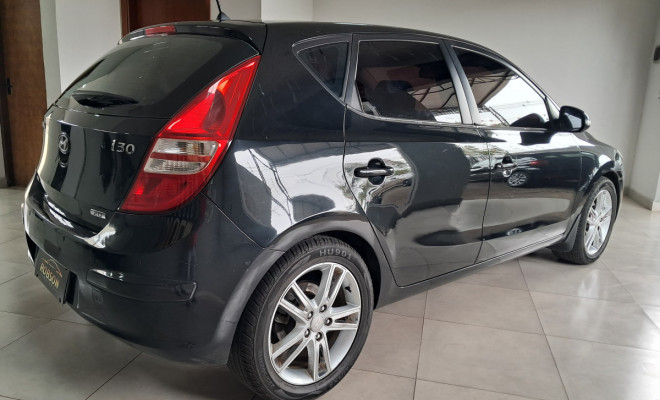 Hyundai i30 2.0 16V 145cv 5p Aut. 2010 Gasolina-2