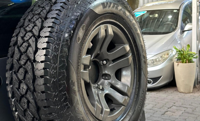 Troller T-4 4x4 3.2 TGV tdi Cap. Rígida Diesel 2014 Diesel-13