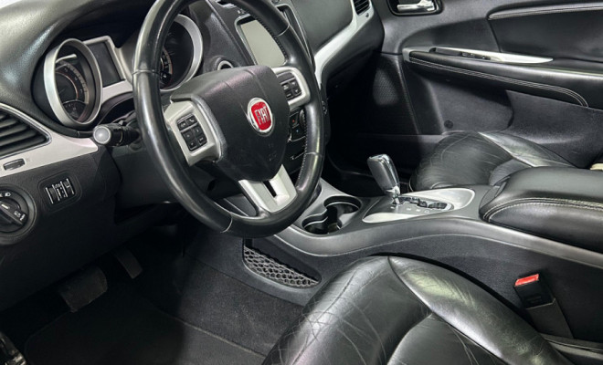 Fiat FREEMONT EMOT./PRECISION 2.4 16V 5p Aut. 2014 Gasolina-1