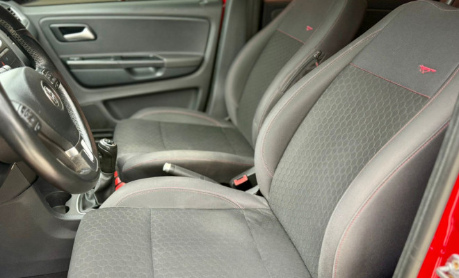 VW - VolksWagen CROSSFOX 1.6 Mi Total Flex 8V 5p 2013 Flex-10
