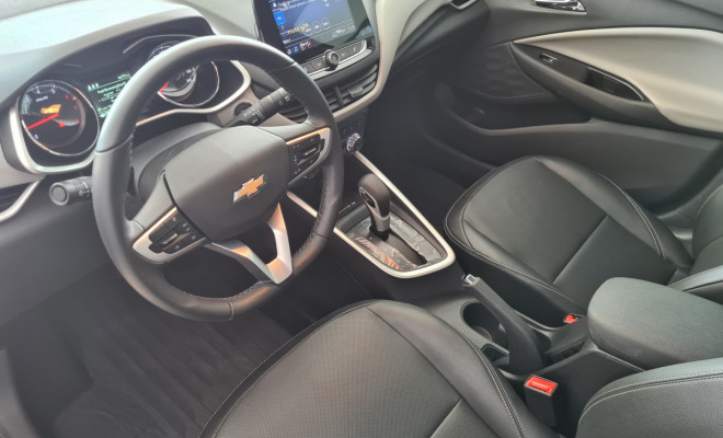 GM - Chevrolet ONIX HATCH PREM. 1.0 12V TB Flex 5p Aut. 2025 Flex-7