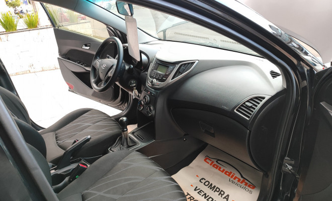 Hyundai HB20 Comf./C.Plus/C.Style 1.0 Flex 12V 2015 Flex-8