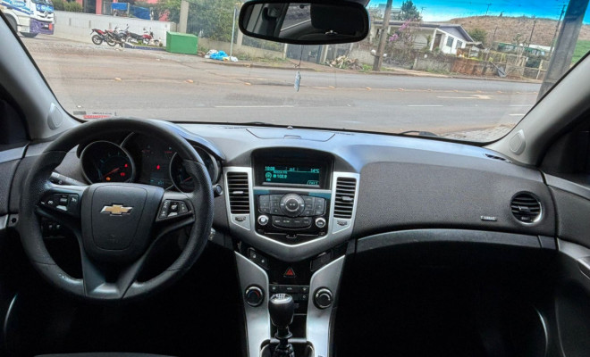 GM - Chevrolet CRUZE LT 1.8 16V FlexPower 4p Mec. 2015 Flex-5