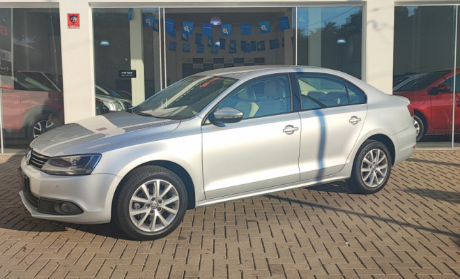 VW - VolksWagen JETTA Comfortline  2.0 T.Flex 8V 4p Mec. 2012 Flex
