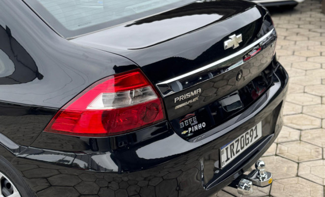 GM - Chevrolet PRISMA  Sed. Maxx/ LT 1.4 8V ECONOF. 4p 2012 Flex-4