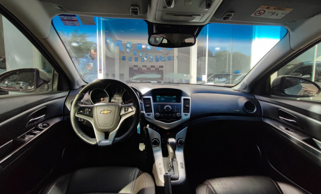 GM - Chevrolet CRUZE HB Sport LT 1.8 16V FlexP. 5p Aut 2014 Flex-5