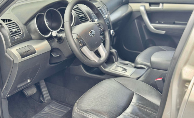 Kia Motors Sorento 2.4 16V 4x2 Aut. 2012 Gasolina-5