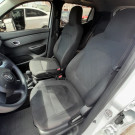 Renault KWID Zen 1.0 Flex 12V 5p Mec. 2019 Flex-8
