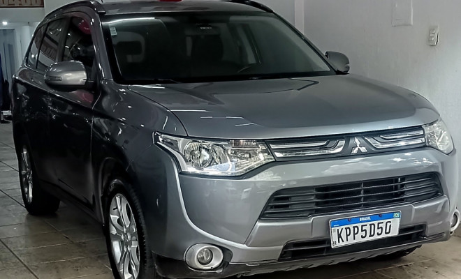 Mitsubishi OUTLANDER 2.0 16V 160cv Aut. 2014 Gasolina