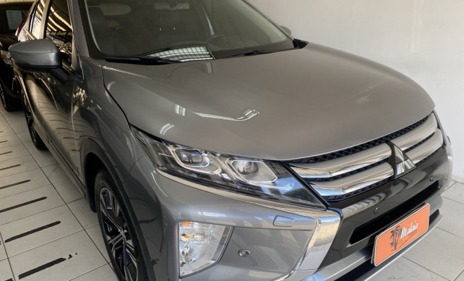 MMC Eclipse Cross HPE-S 1.5 AWC C/ Teto Aut 2020-1