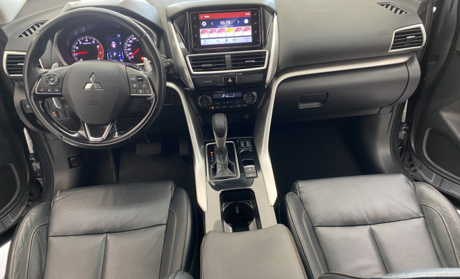 MMC Eclipse Cross HPE-S 1.5 AWC C/ Teto Aut 2020-6