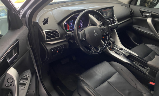 MMC Eclipse Cross HPE-S 1.5 AWC C/ Teto Aut 2020-5