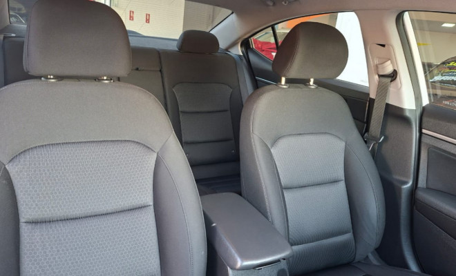 Hyundai Elantra 2.0 16V Flex Aut. 2018 Flex-9