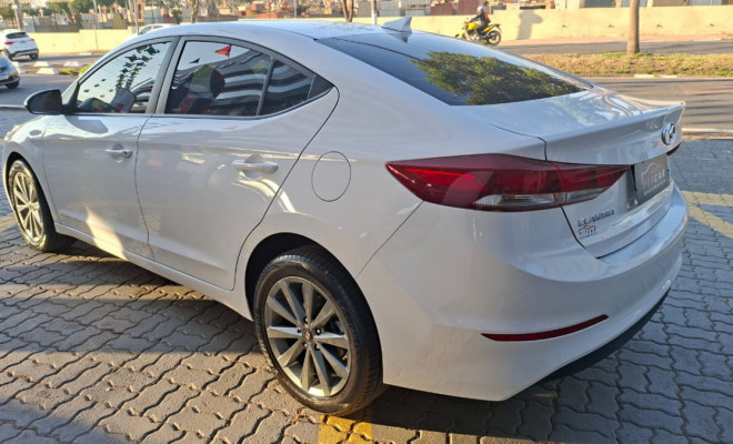 Hyundai Elantra 2.0 16V Flex Aut. 2018 Flex-4