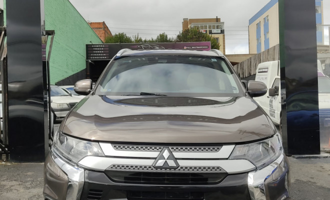 Mitsubishi OUTLANDER HPE-S 2.2 Diesel 4x4 Aut. 2021 Diesel-9