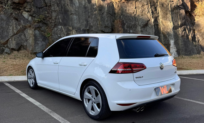 VW - VolksWagen Golf Highline 1.4 TSI 140cv Aut. 2015 Gasolina-17