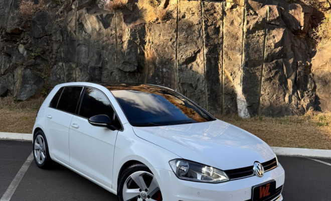 VW - VolksWagen Golf Highline 1.4 TSI 140cv Aut. 2015 Gasolina