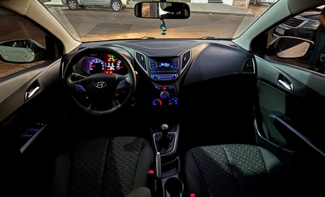 Hyundai HB20 Comf./C.Plus/C.Style 1.0 Flex 12V 2016 Flex-5