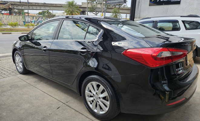 Kia Motors Cerato 1.6 16V  Flex  Aut. 2015 Flex-3