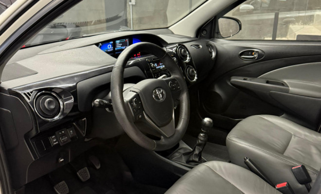 Toyota ETIOS X Plus 1.5 Flex 16V 5p Mec. 2019 Flex-5