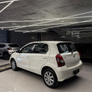 Toyota ETIOS X Plus 1.5 Flex 16V 5p Mec. 2019 Flex-4