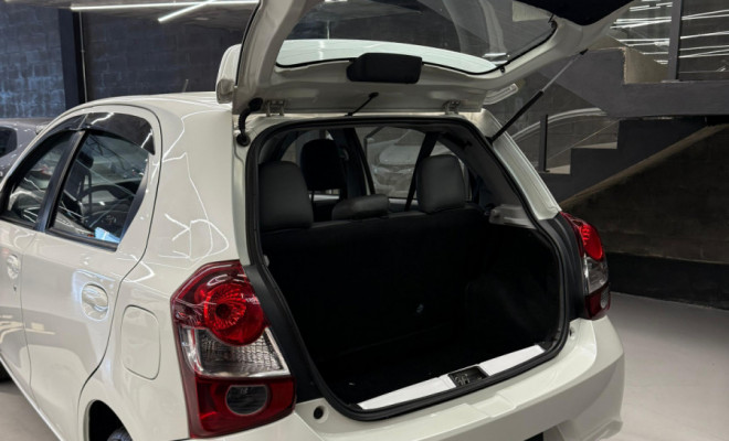 Toyota ETIOS X Plus 1.5 Flex 16V 5p Mec. 2019 Flex-3