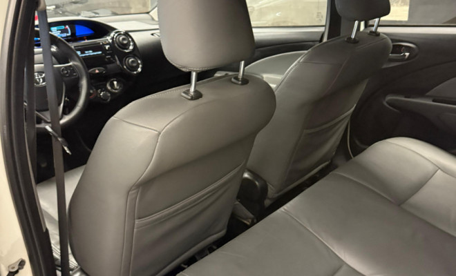 Toyota ETIOS X Plus 1.5 Flex 16V 5p Mec. 2019 Flex-11