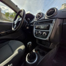 VW - VolksWagen Gol (novo) 1.0 Mi Total Flex 8V 4p 2011 Flex