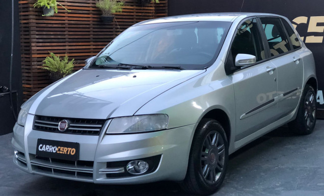 Fiat Stilo 1.8 ATTRACTIVE Flex 8V 5p 2011 Flex 100% financiado-0