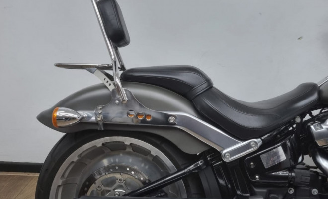 HARLEY-DAVIDSON FAT BOY FLFB 2019 Gasolina-9