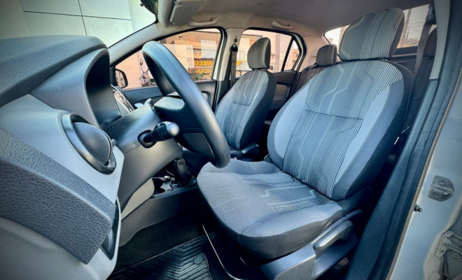 Renault LOGAN Expres./Exp. UP Hi-Flex 1.0 16V 4p 2016 Flex-6