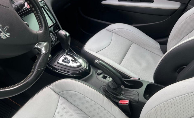 Peugeot 308 Roland Garros 1.6 TB Flex 16V 5p Aut 2018 Flex-7