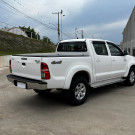 HILUX CD SRV 2.7 4x4 Automática 2012 – Robustez e conforto para todas as jornadas!