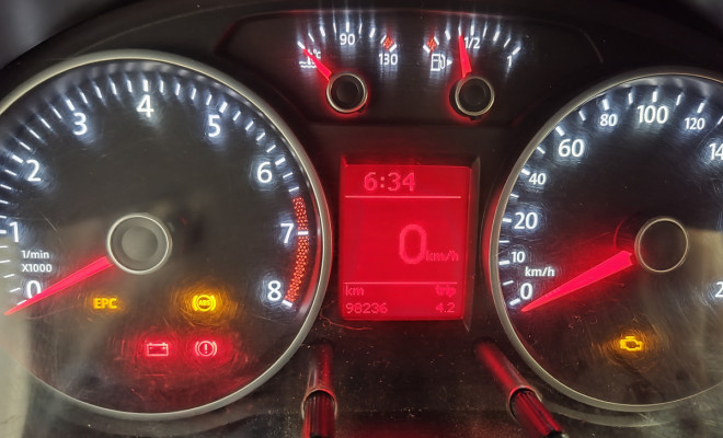 VW - VolksWagen Saveiro Trendline 1.6 T.Flex 8V CD 2015 Flex-0