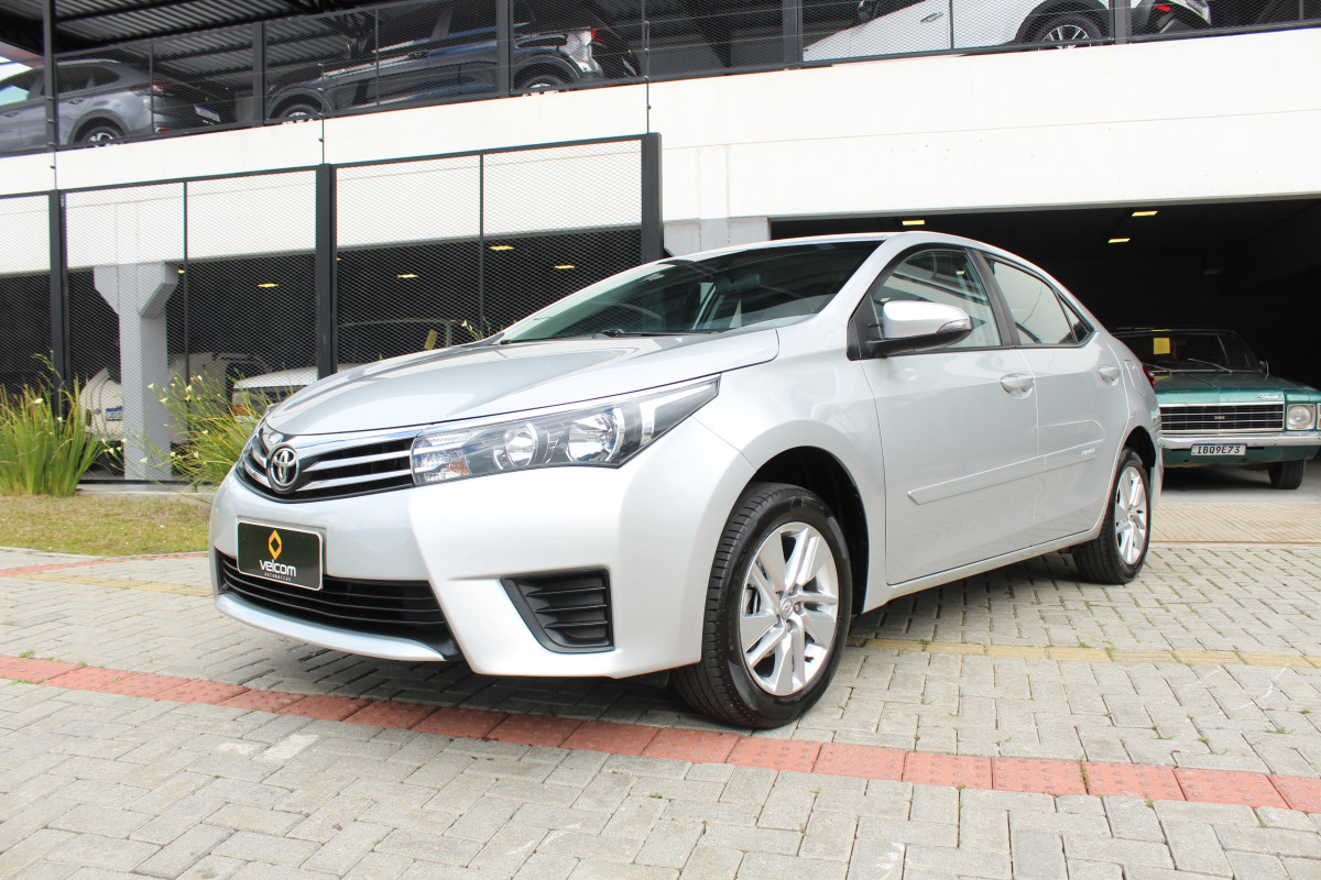 Corolla GLi Upper 1.8 Flex 16V Aut.