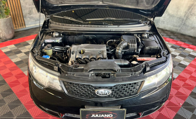 Kia Motors Cerato 1.6 16V Mec. 2011 Flex-12
