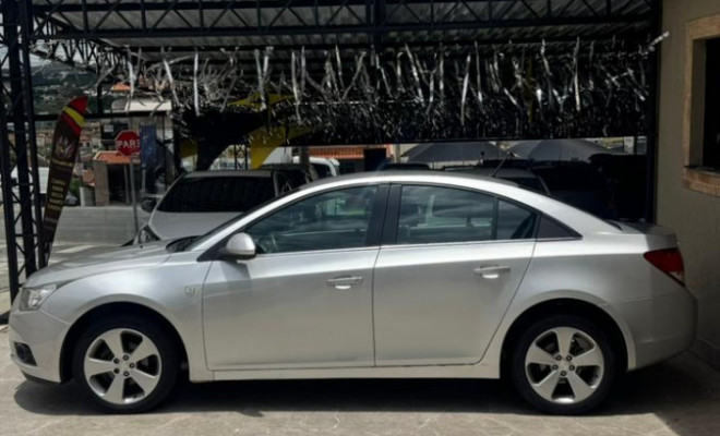 GM - Chevrolet CRUZE LT 1.8 16V FlexPower 4p Aut. 2013 Flex-6