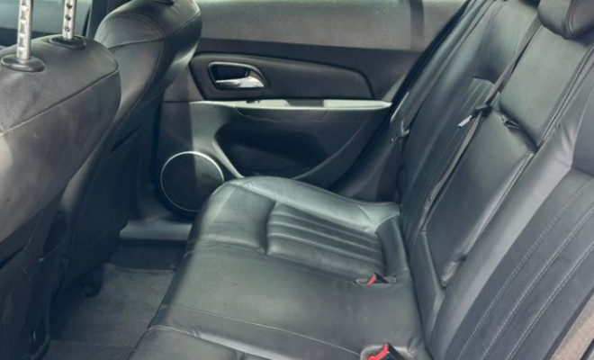 GM - Chevrolet CRUZE LT 1.8 16V FlexPower 4p Aut. 2013 Flex-4