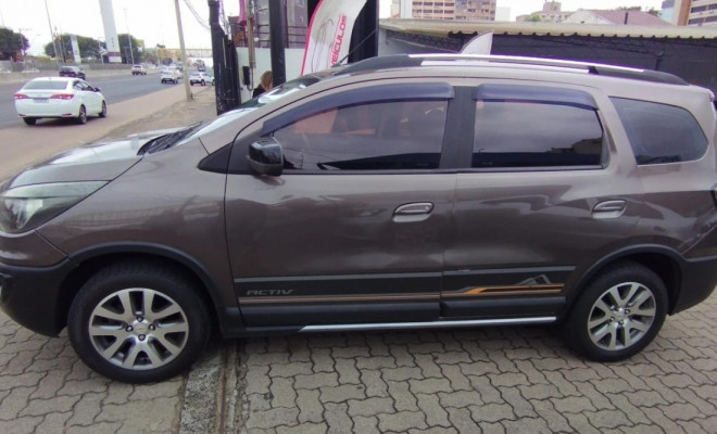 GM - Chevrolet SPIN ACTIV 1.8 8V Econo. Flex 5p Aut. 2015 Flex-6